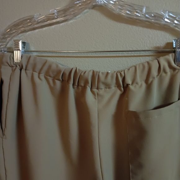 5/$10 Scrub  Pants Size XSmall - Picture 10 of 10